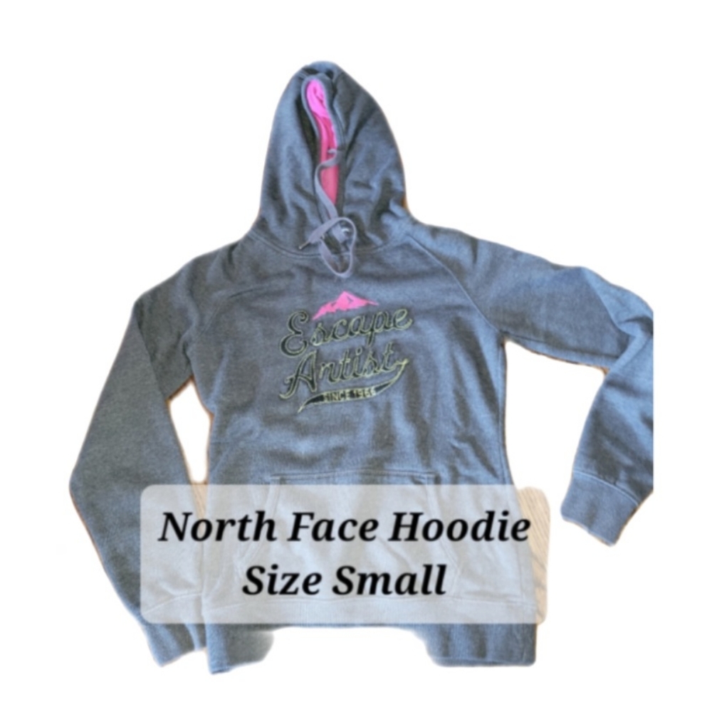 North Face Escape Artist Gray Pink Small Long Sleeved Hoodie